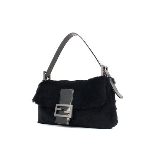 baguette fendi pelle nera|Borse iconiche da donna di Fendi .